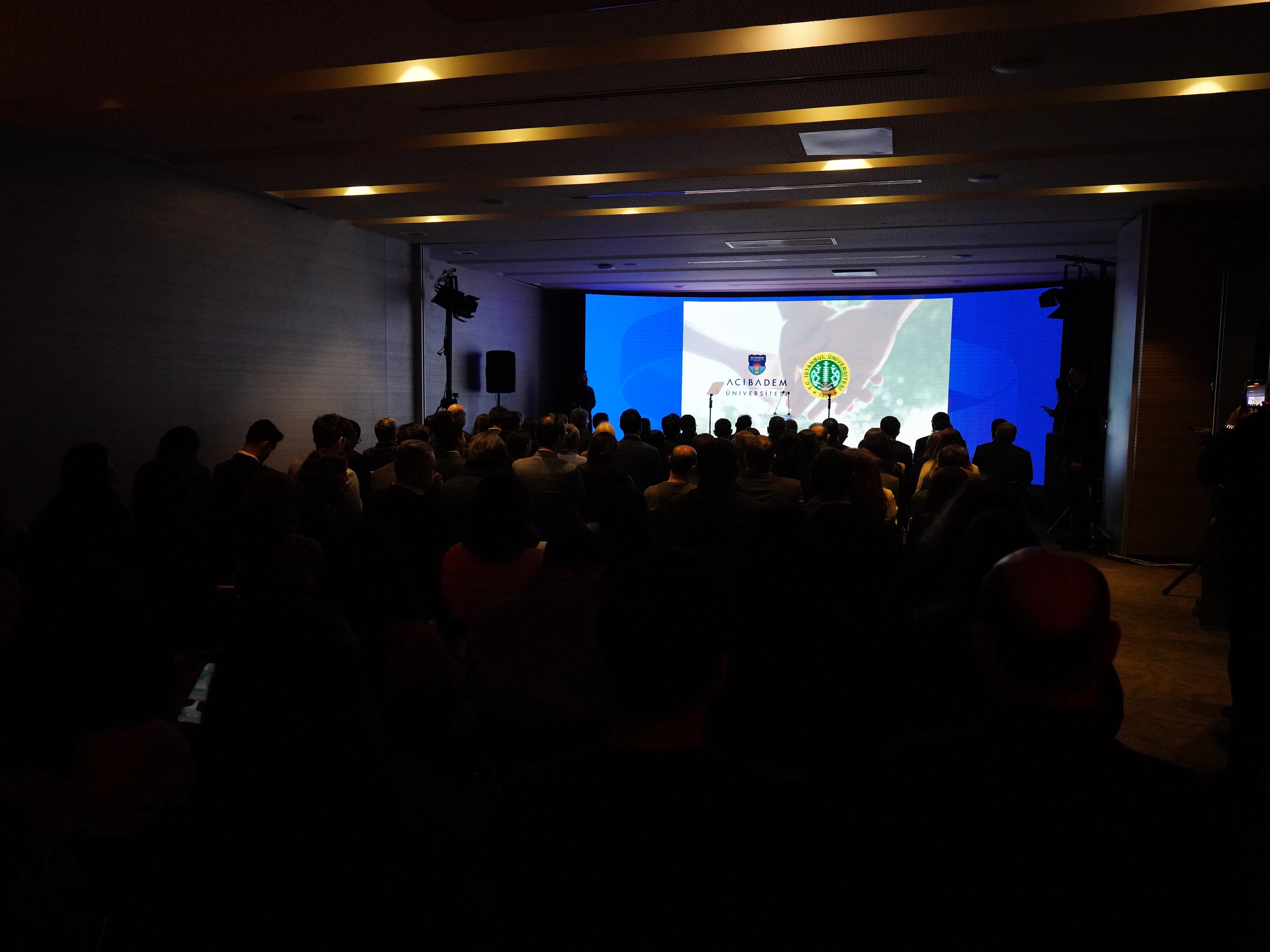 ACIBADEM ÜNİVERSİTESİ - İSTANBUL TANISIZ VE NADİR HASTALIKLARA ÇÖZÜM PLATFORMU PROJESİ